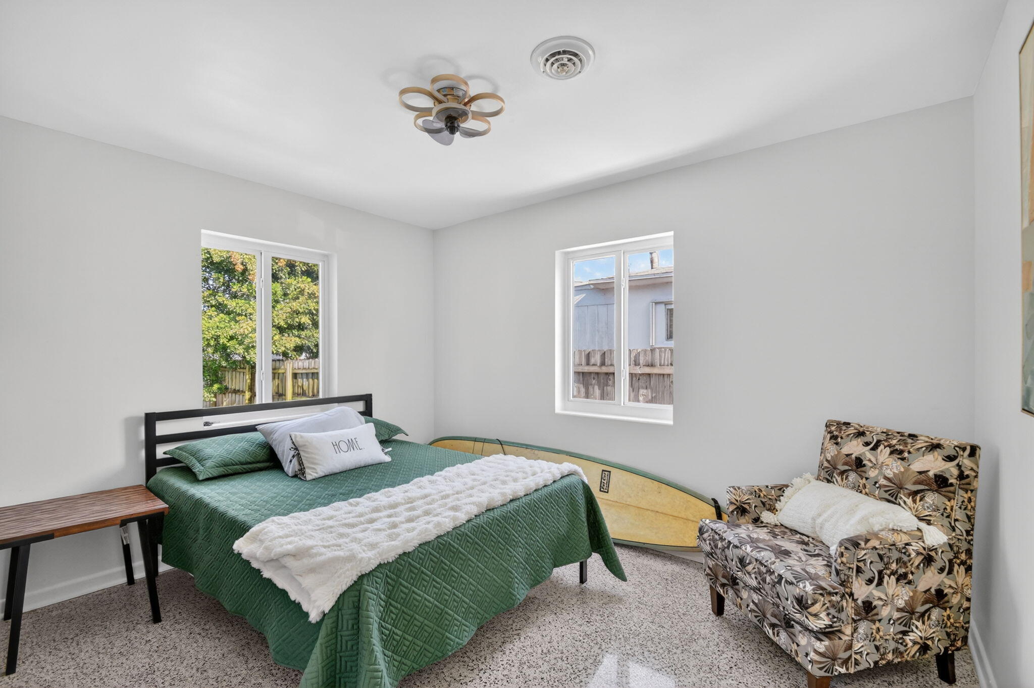 NORTH LAKE WORTH - Residential