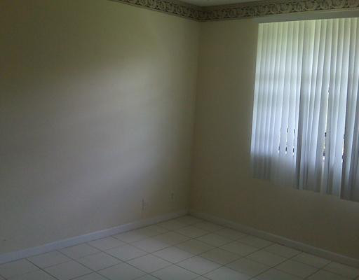 ROYAL PALMS OF CORAL - Residential Lease