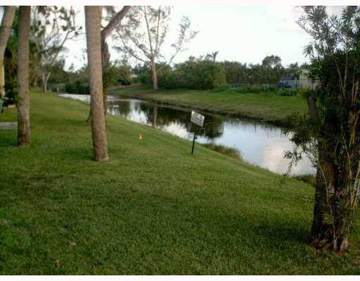 ROYAL PALMS OF CORAL - Residential Lease