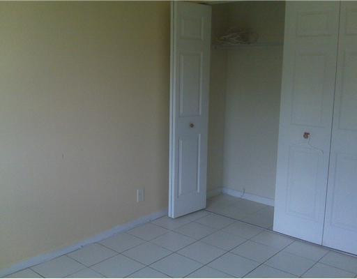 ROYAL PALMS OF CORAL - Residential Lease