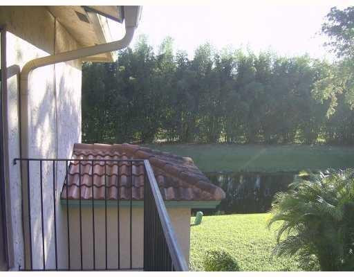 ROYAL PALMS OF CORAL - Residential Lease
