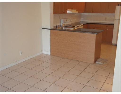 ROYAL PALMS OF CORAL - Residential Lease