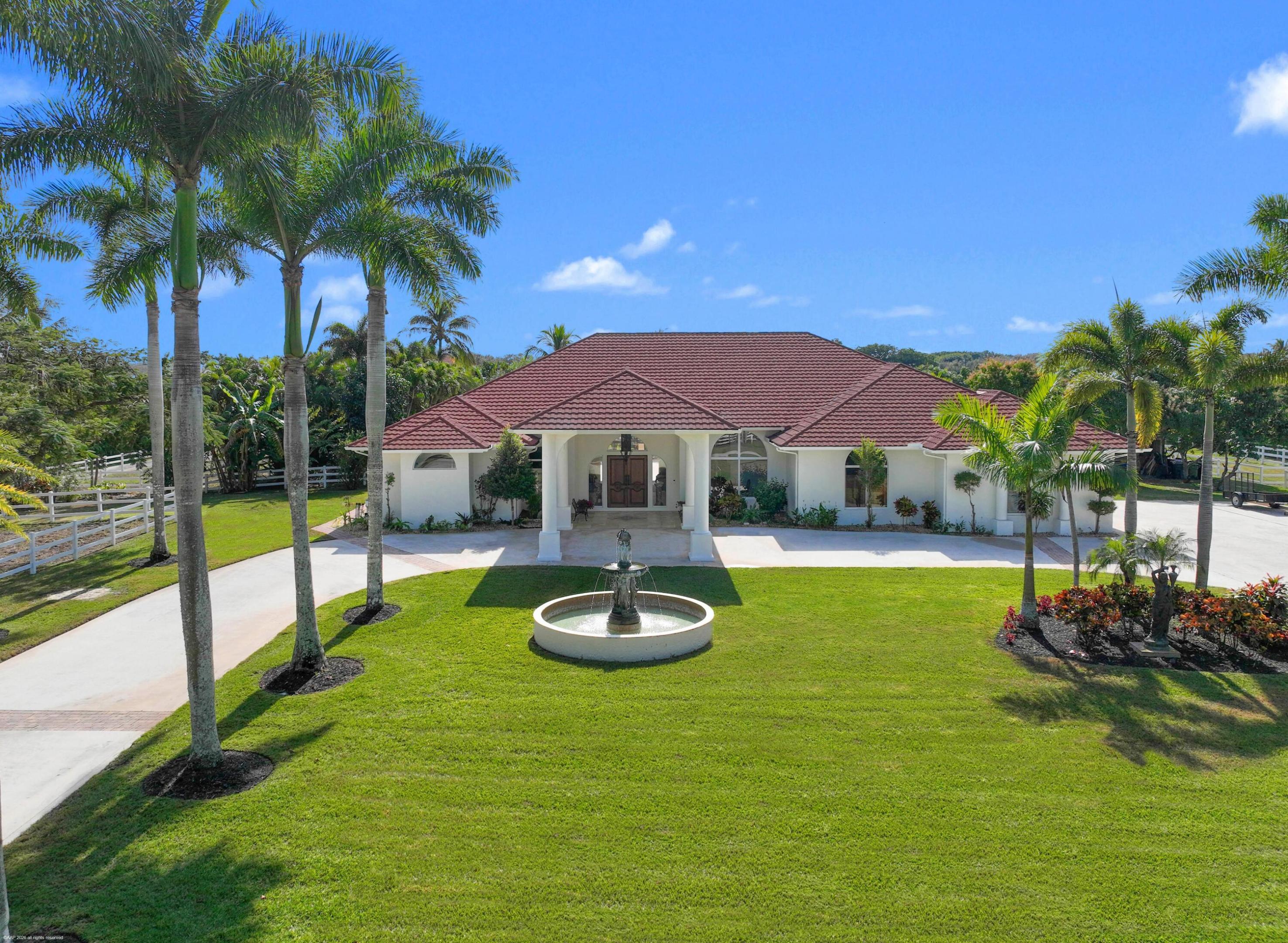 PALM BEACH POINT - Residential