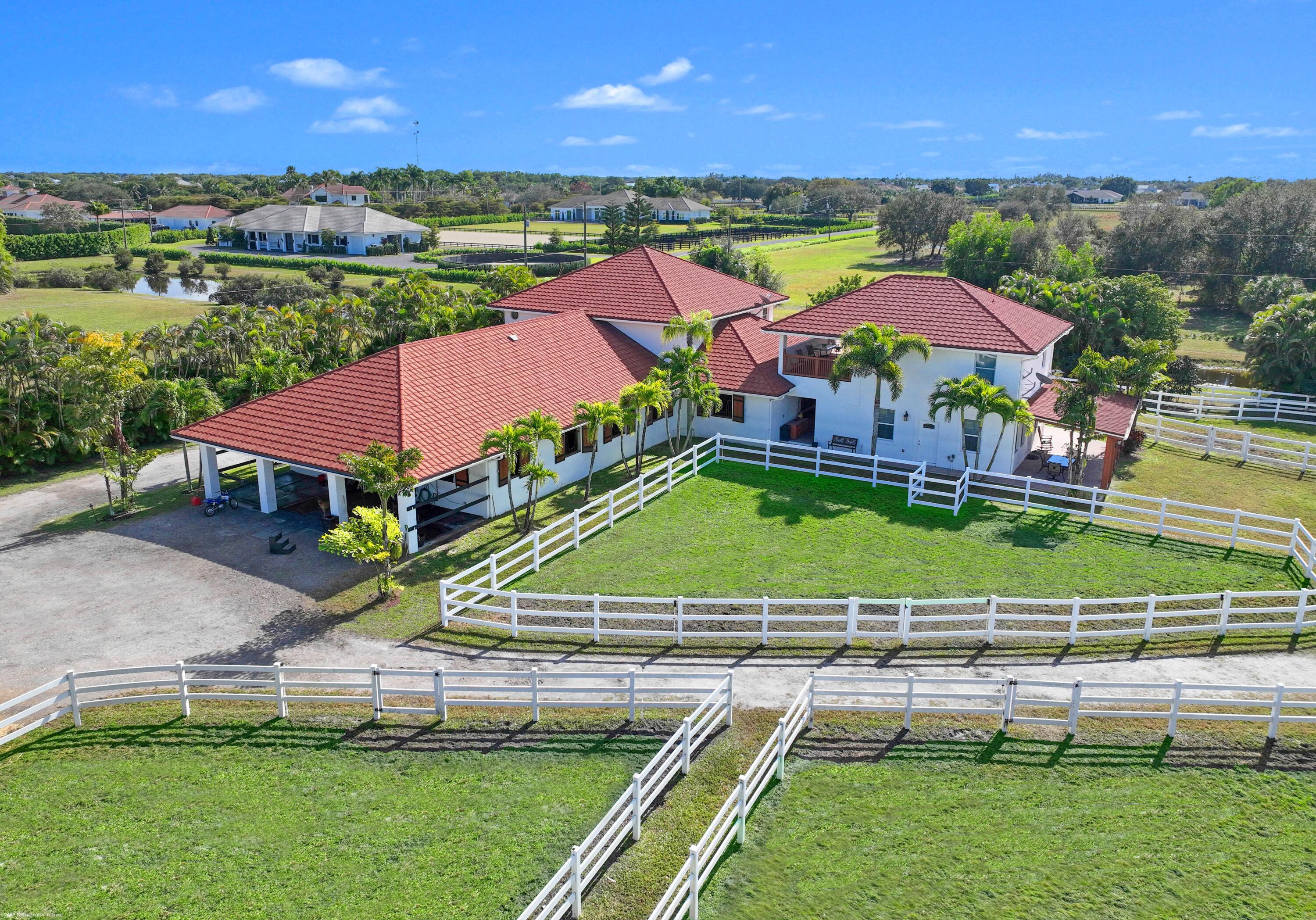 PALM BEACH POINT - Residential