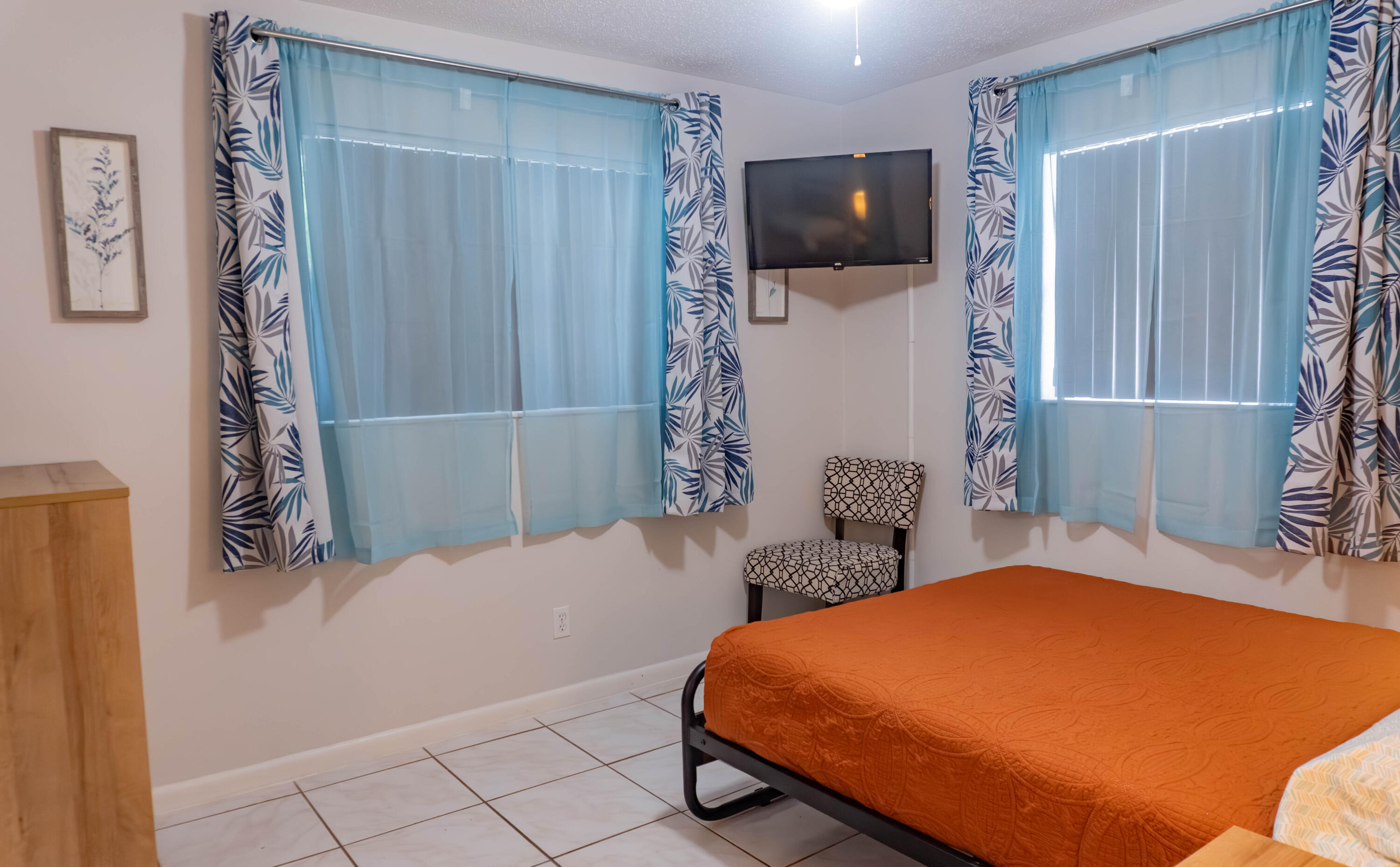SOUTH SHORE 1 OF WELLINGTON - Residential Lease