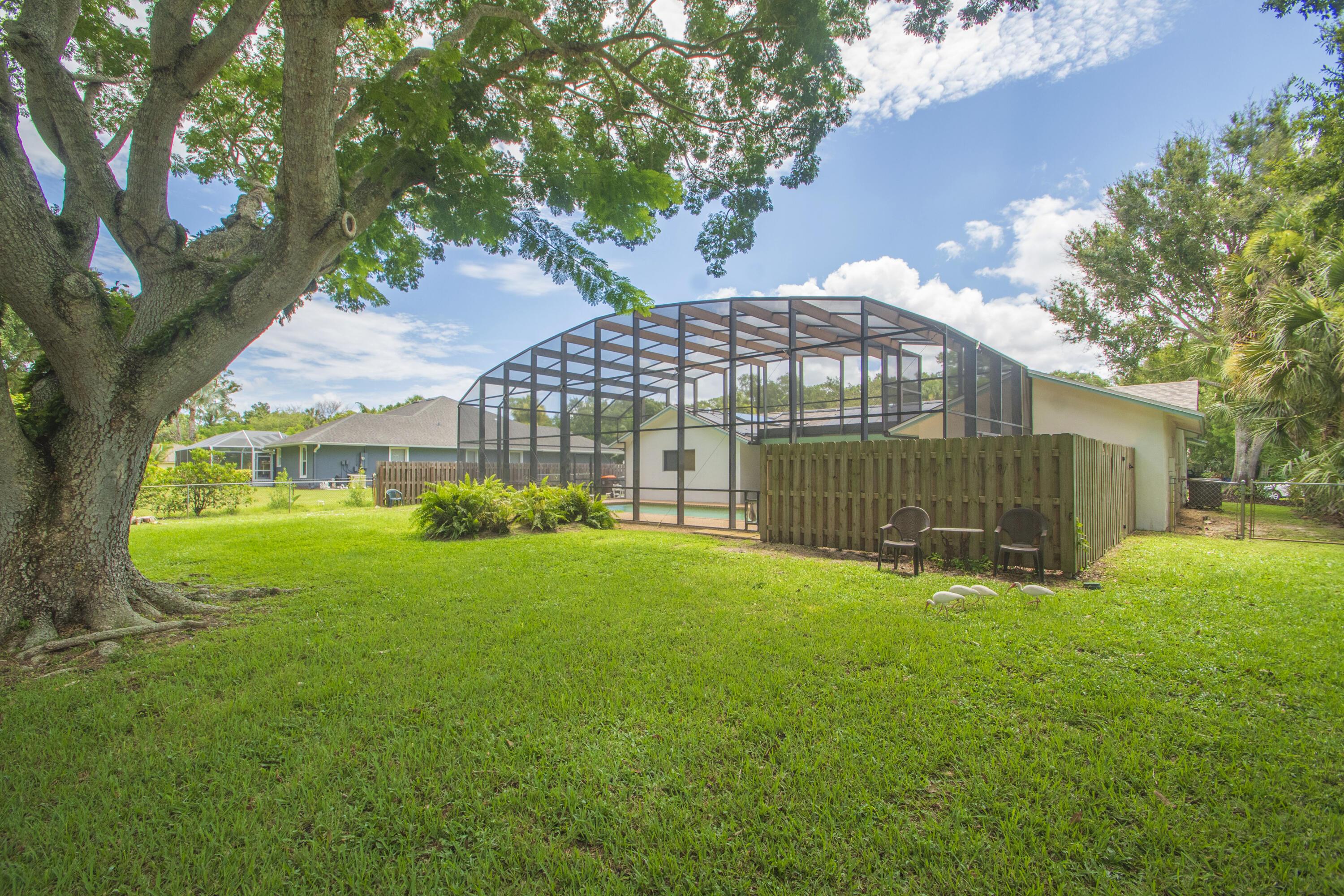 WEST SIDE VILLAS - Residential