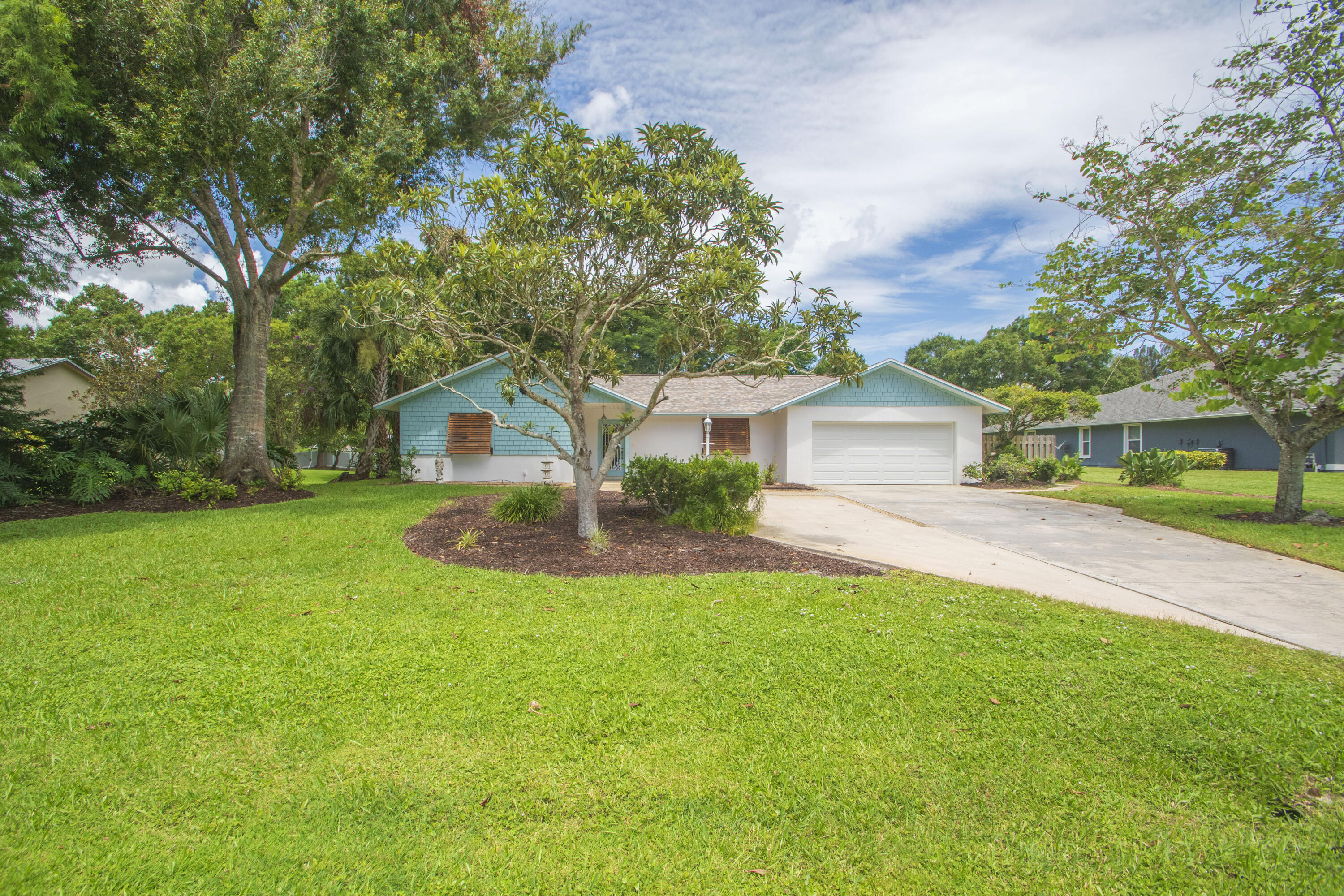 WEST SIDE VILLAS - Residential