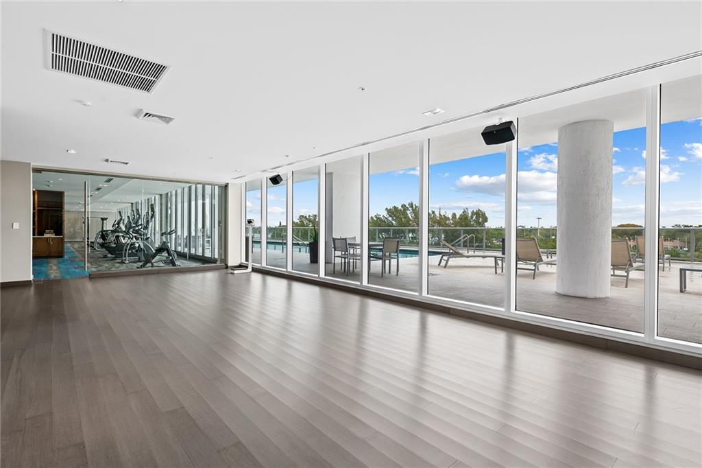 RIVA - Residential
