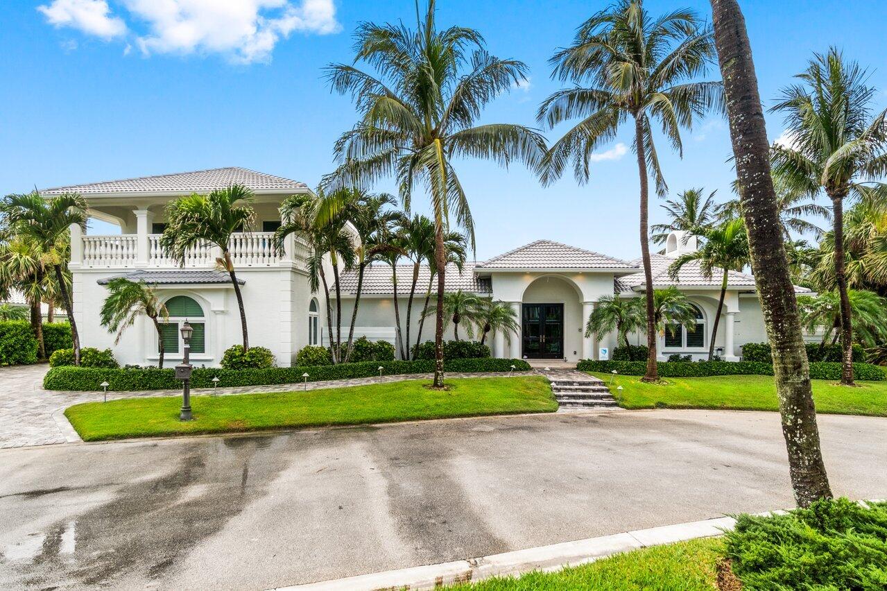 SAILFISH POINT - Residential