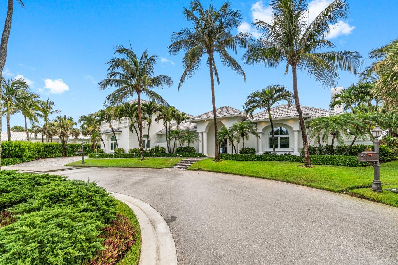 SAILFISH POINT - Residential
