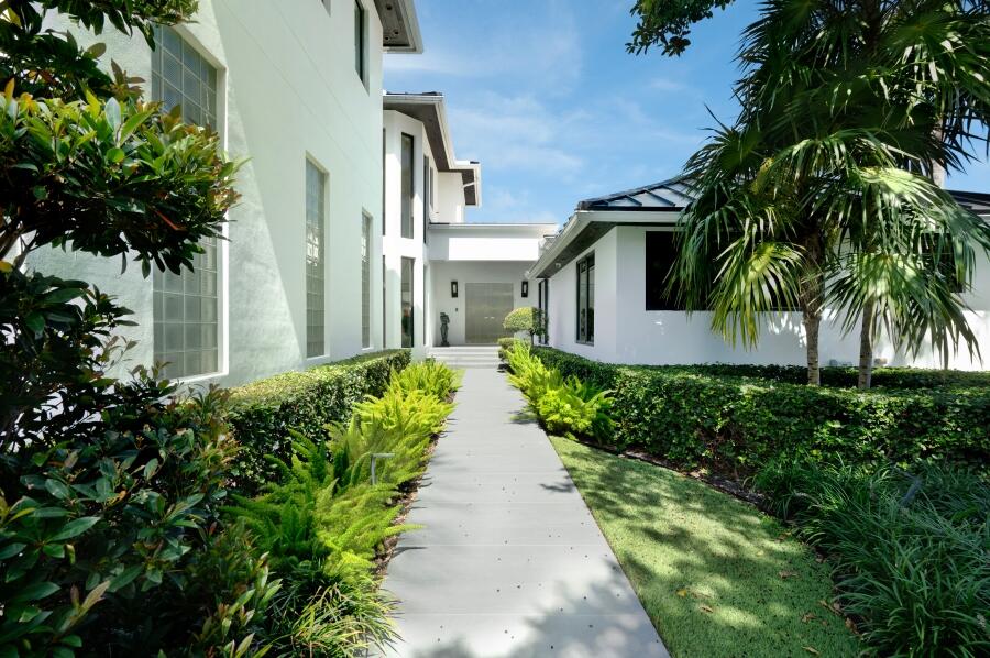 RUNNYMEDE - Residential