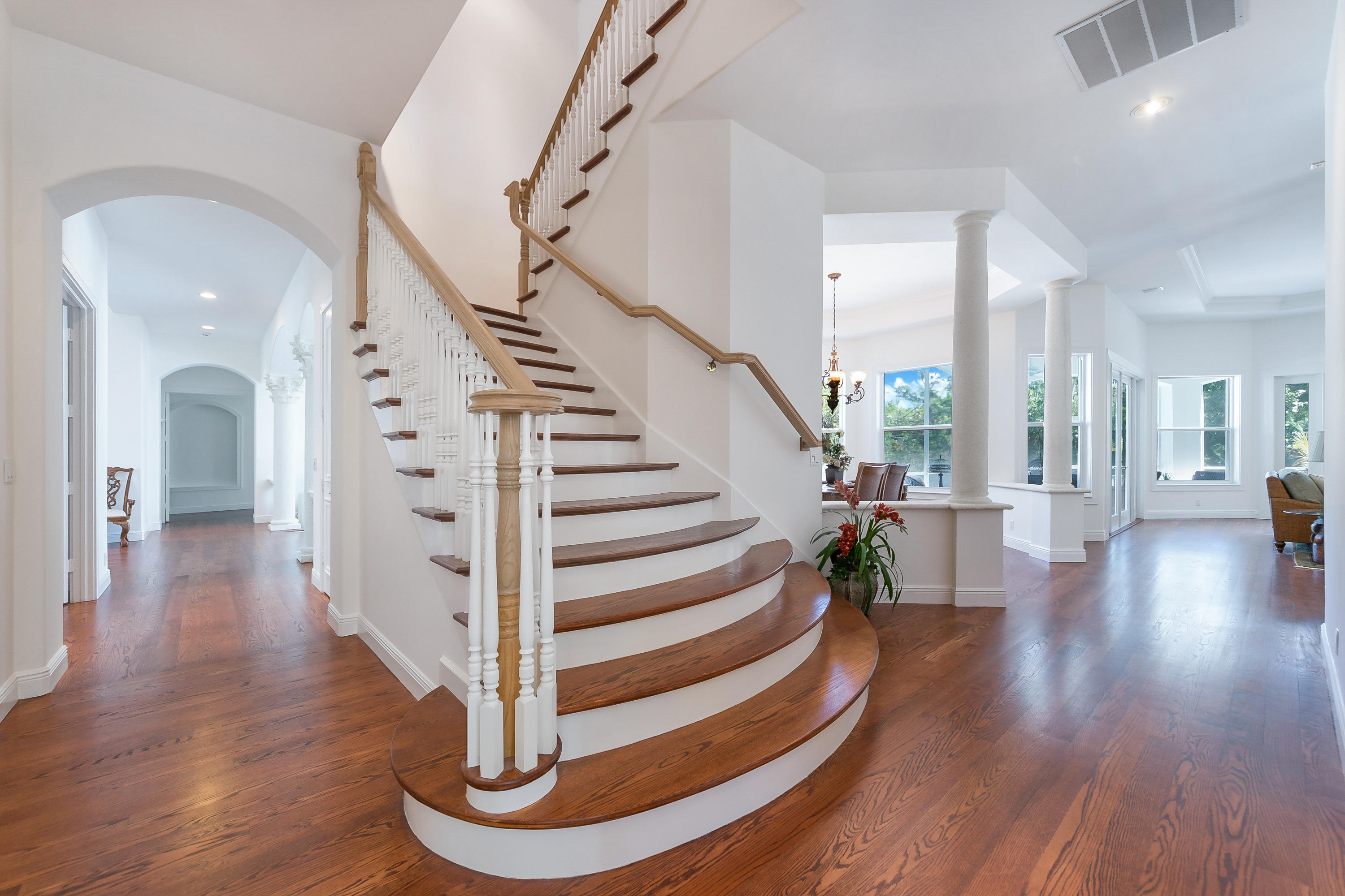 ROYAL PALM YACHT & COUNTRY CLUB - Residential