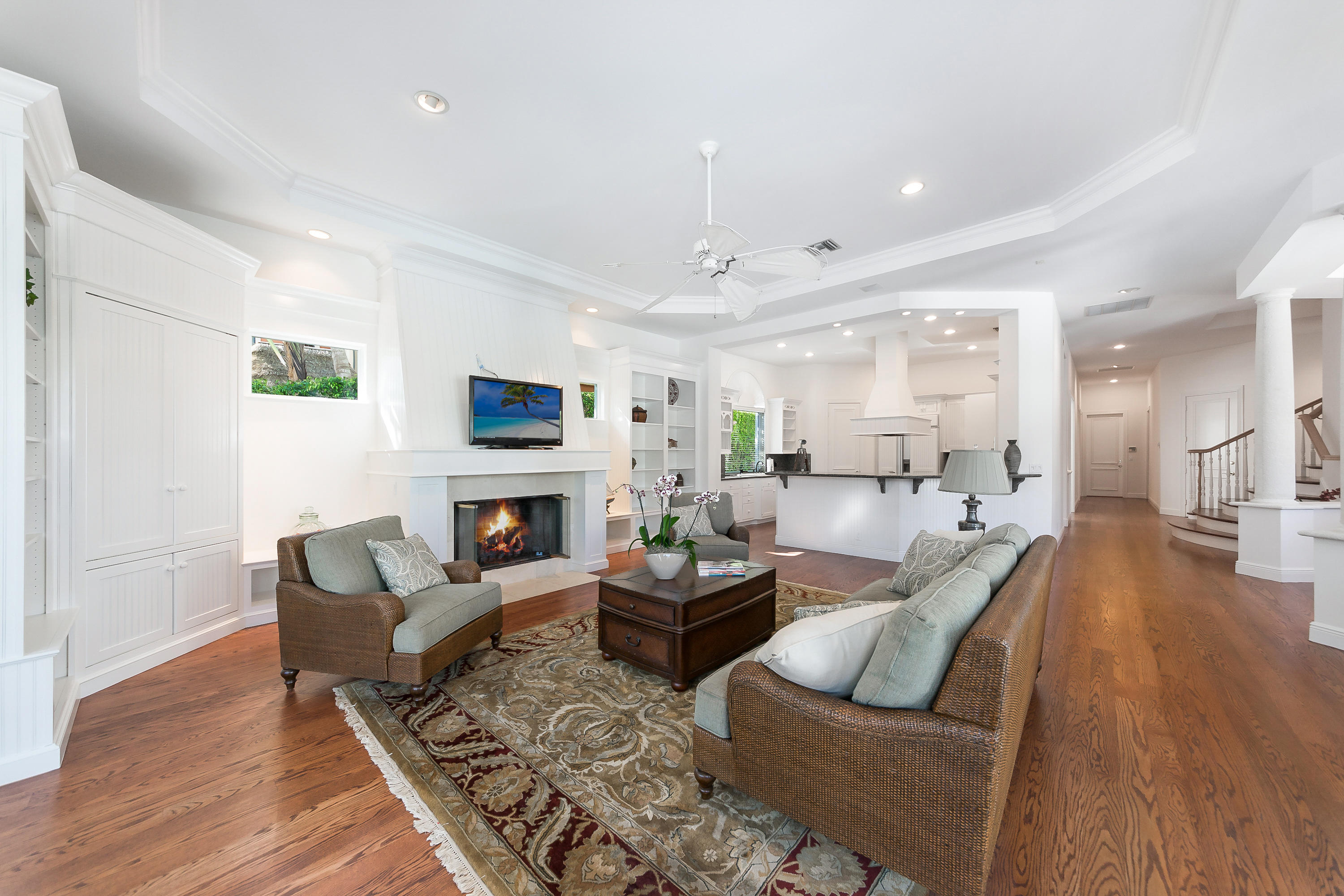 ROYAL PALM YACHT & COUNTRY CLUB - Residential
