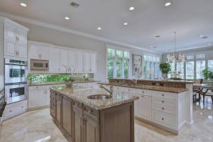 ROYAL PALM YACHT & COUNTRY CLUB - Residential