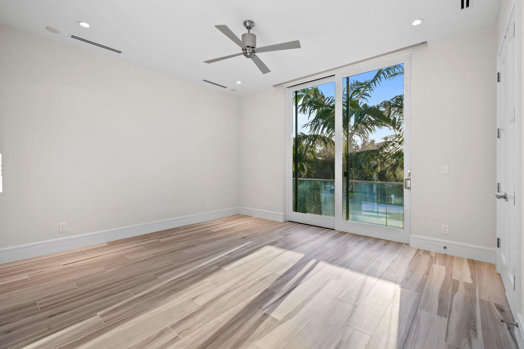 HARBOR PLACE - Residential