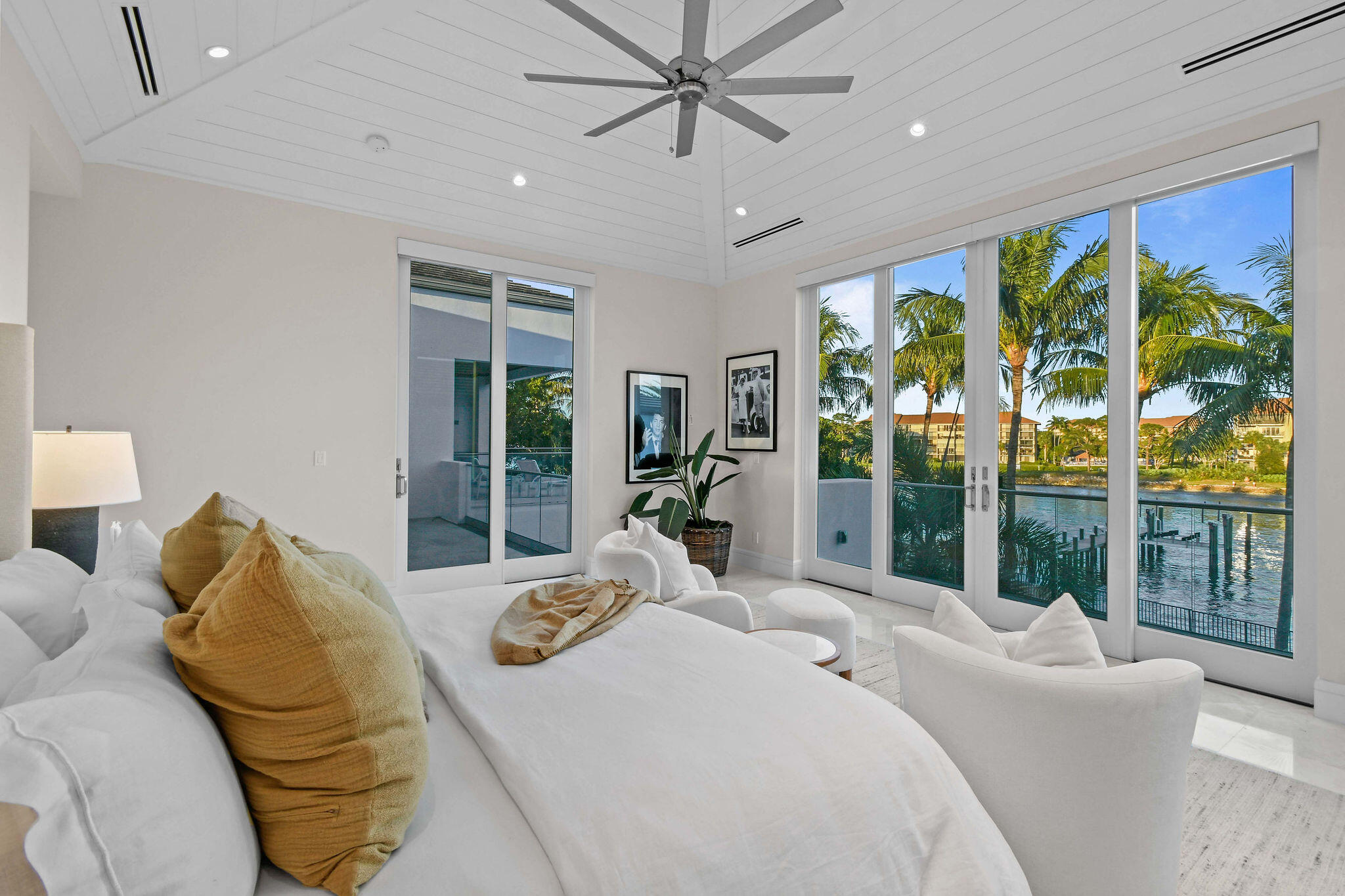HARBOR PLACE - Residential