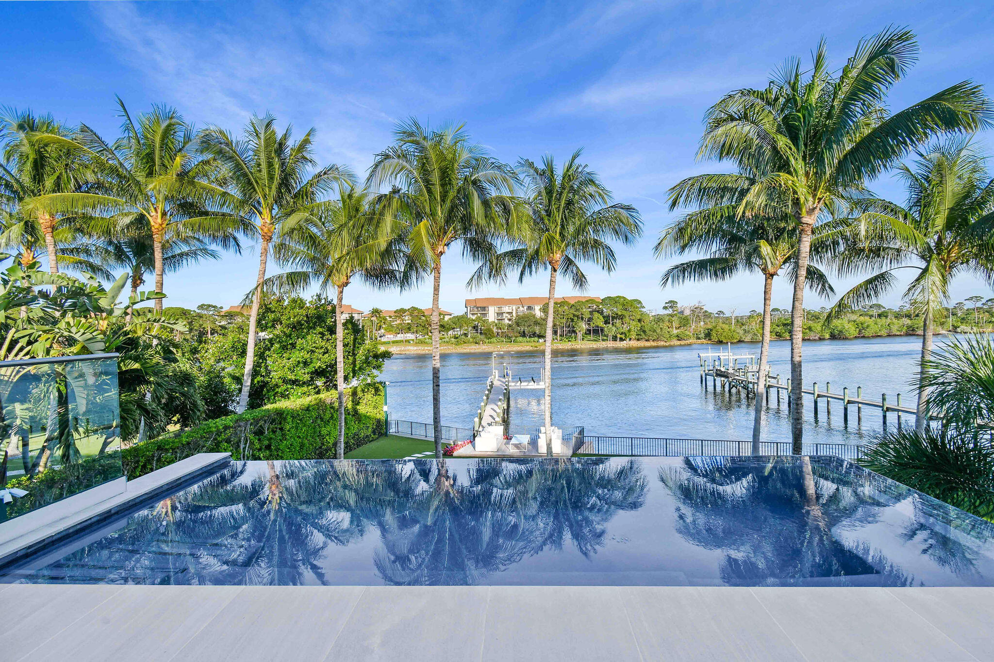 HARBOR PLACE - Residential
