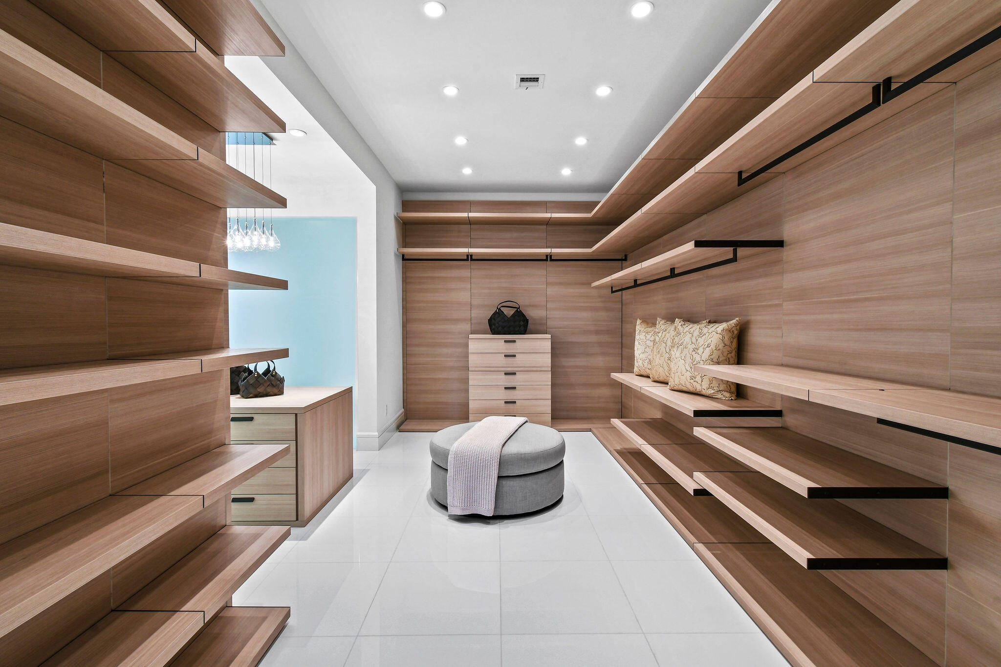 HARBOR PLACE - Residential