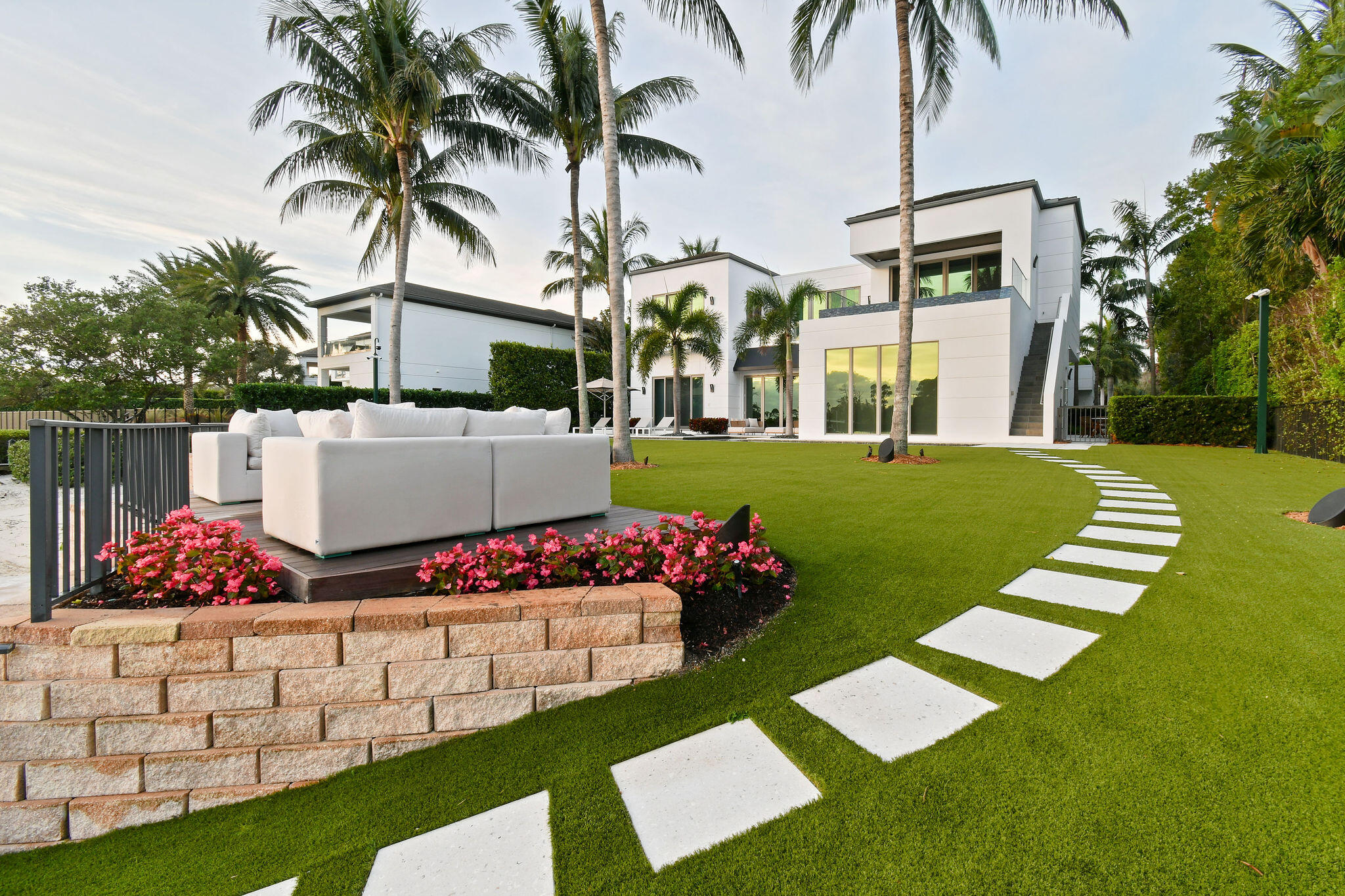 HARBOR PLACE - Residential