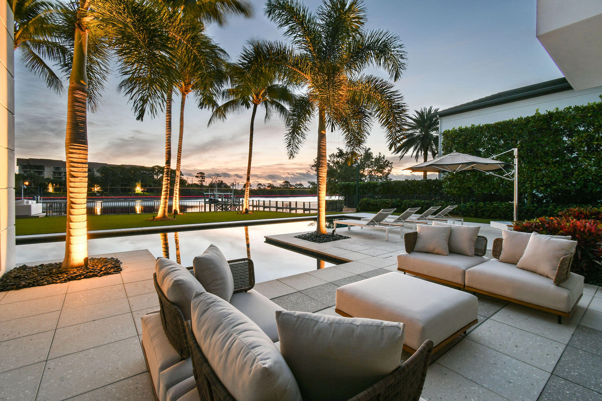 HARBOR PLACE - Residential