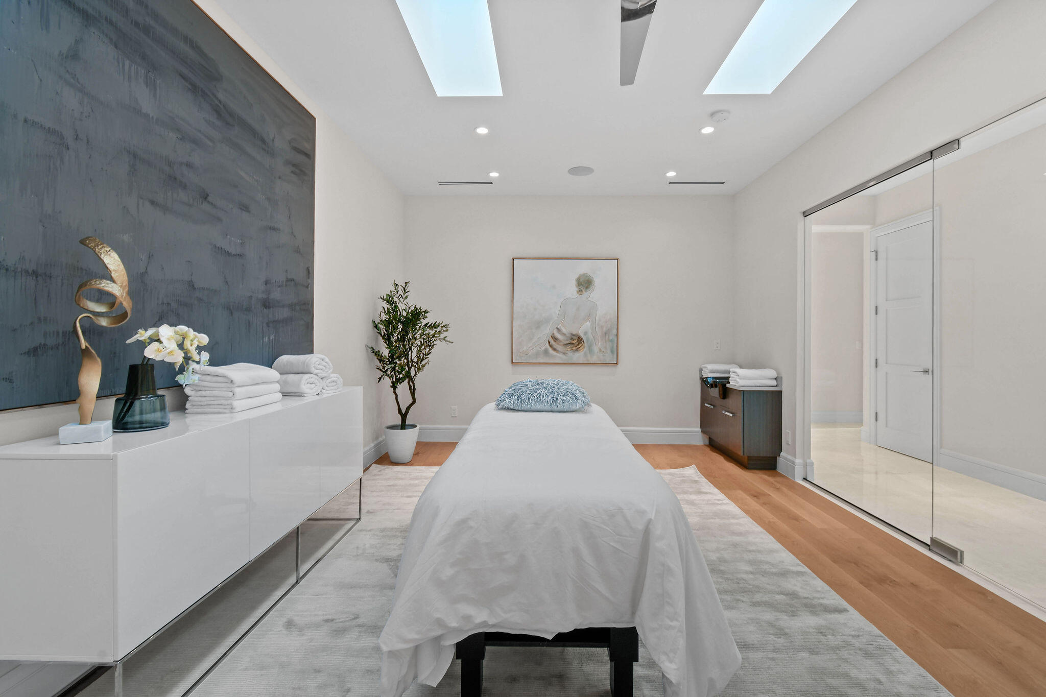 HARBOR PLACE - Residential