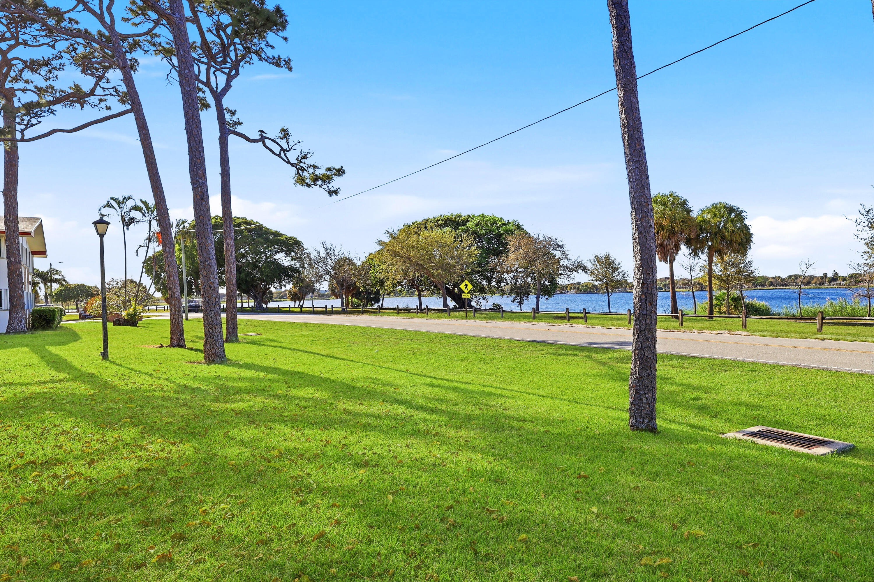 LAKESIDE POINT APT 2 CONDO - Residential