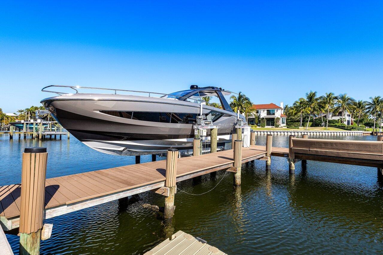 CAPTAINS KEY - Residential