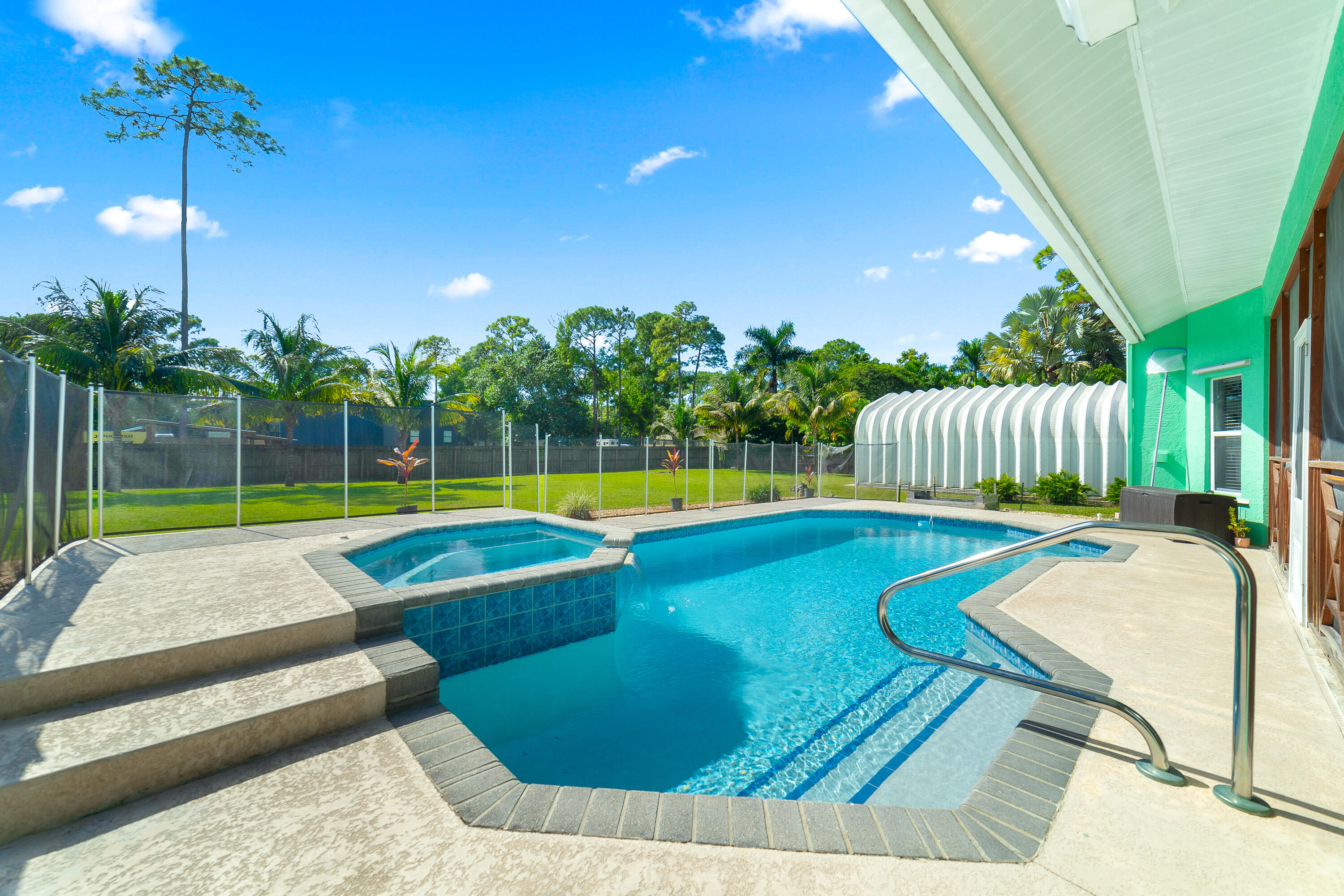 Acreage - Residential