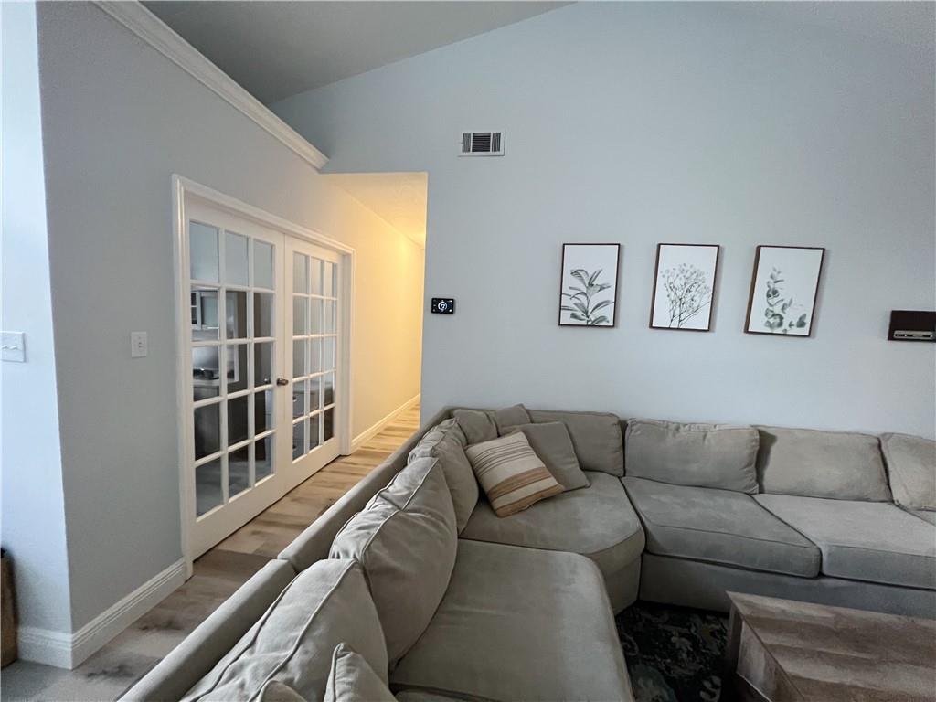 Sugar Pond Manor Wellingt - Residential