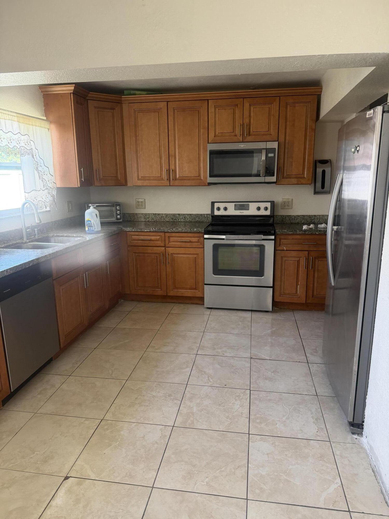 MIRAMAR SEC 9 - Residential Lease