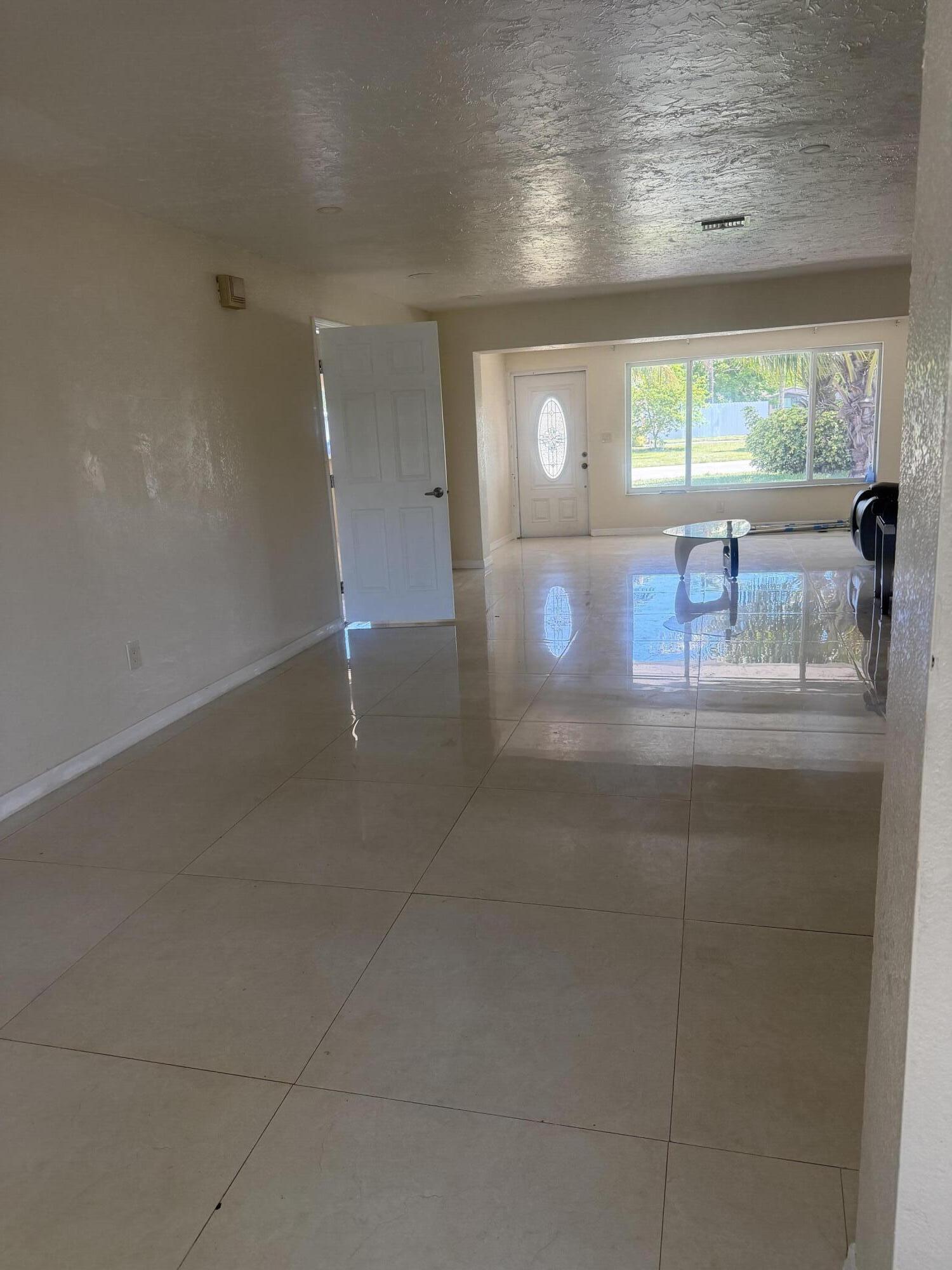 MIRAMAR SEC 9 - Residential Lease