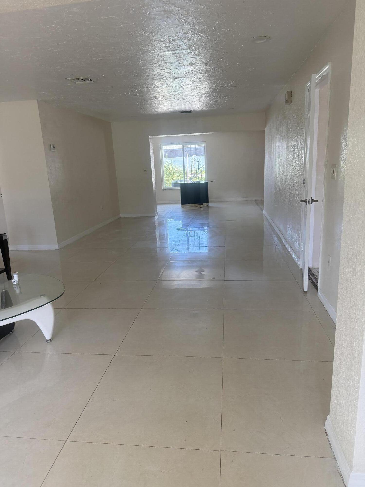 MIRAMAR SEC 9 - Residential Lease