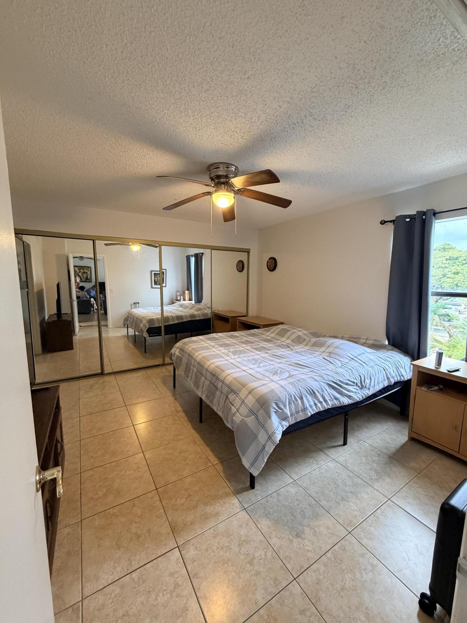 CROSSINGS OF BOYNTON BEACH CONDO - Residential Lease