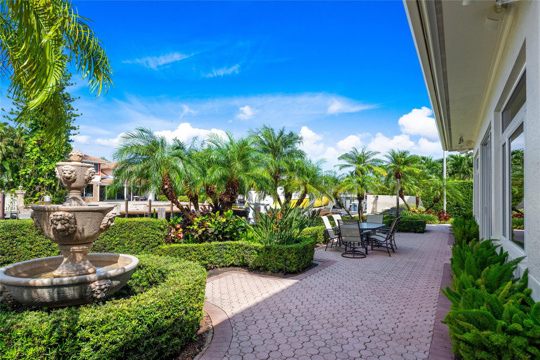 CORAL RIDGE COUNTRY CLUB - Residential