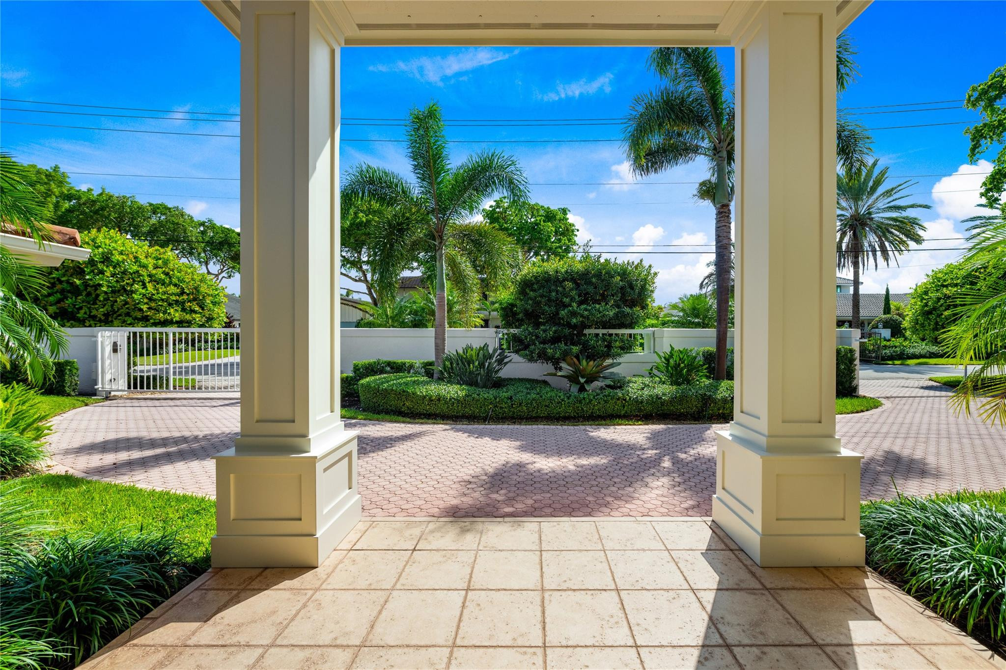 CORAL RIDGE COUNTRY CLUB - Residential