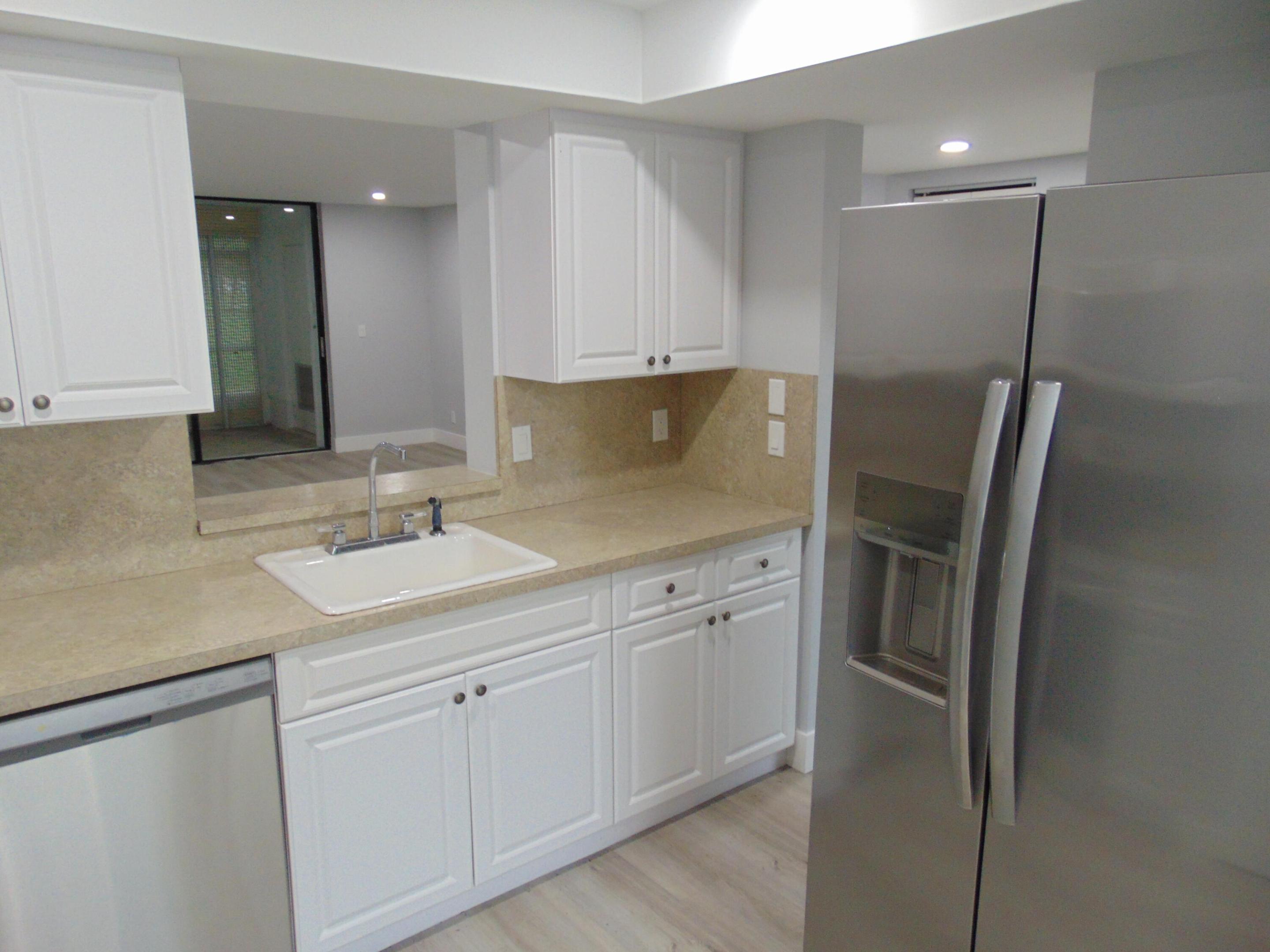 PALM SPRINGS 3 - Residential