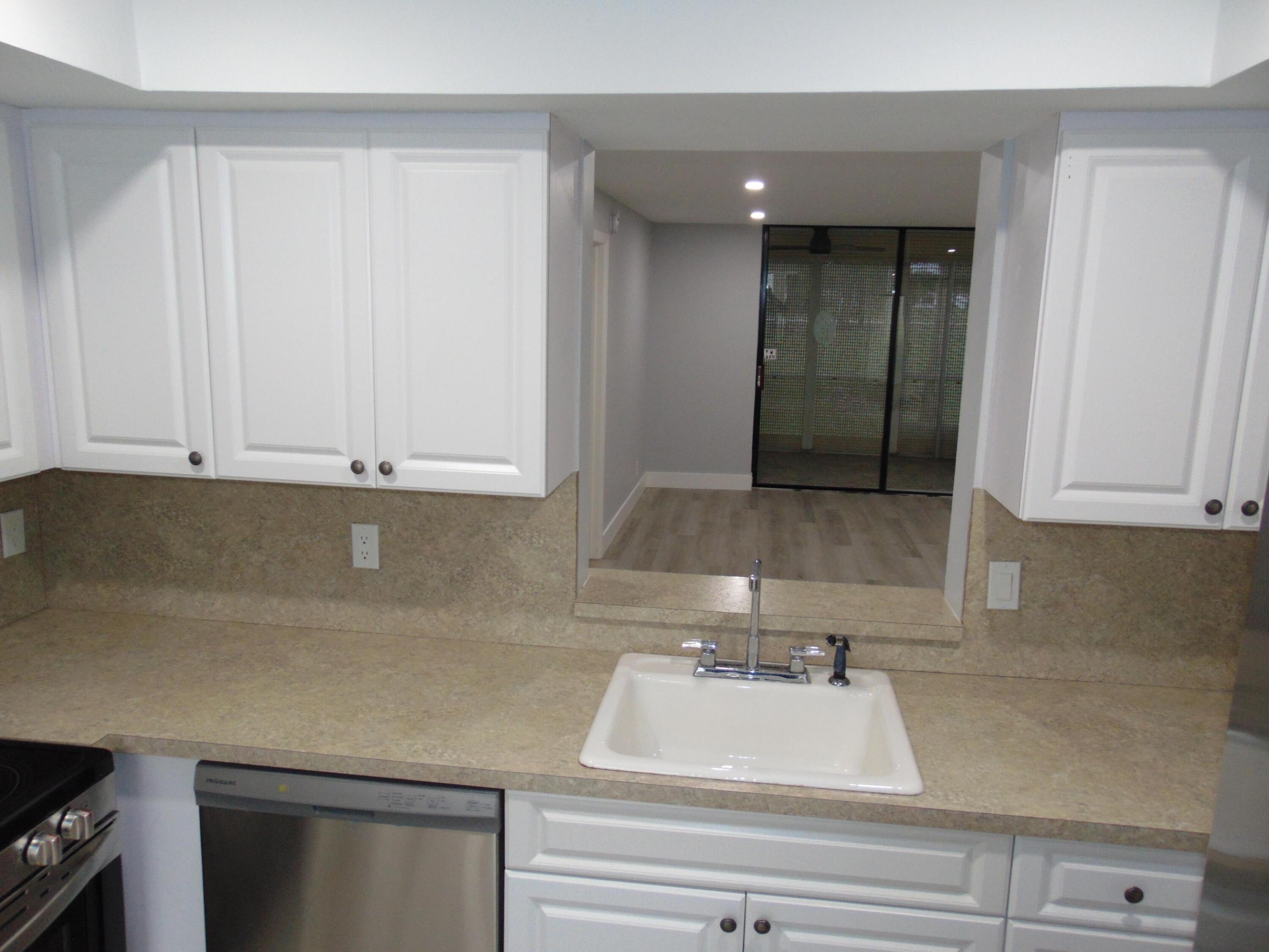 PALM SPRINGS 3 - Residential