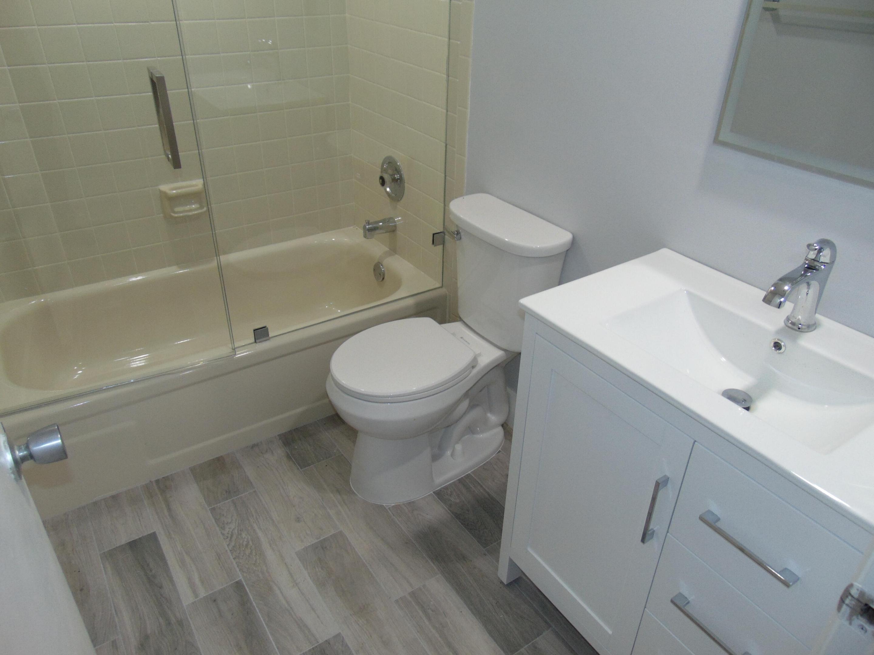 PALM SPRINGS 3 - Residential