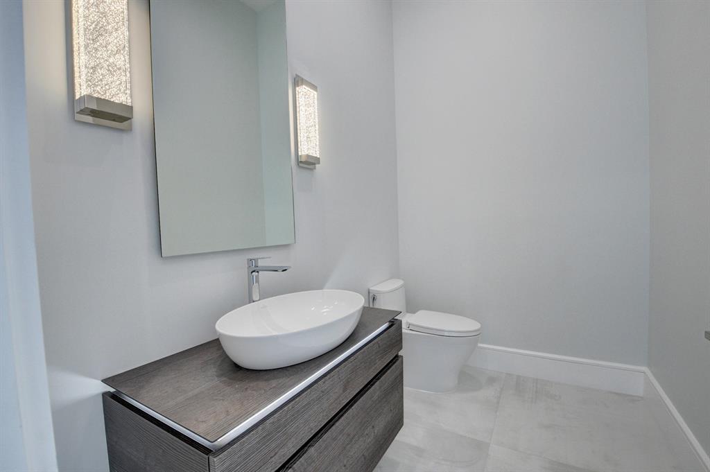 ST ANDREWS COUNTRY CLUB - Residential
