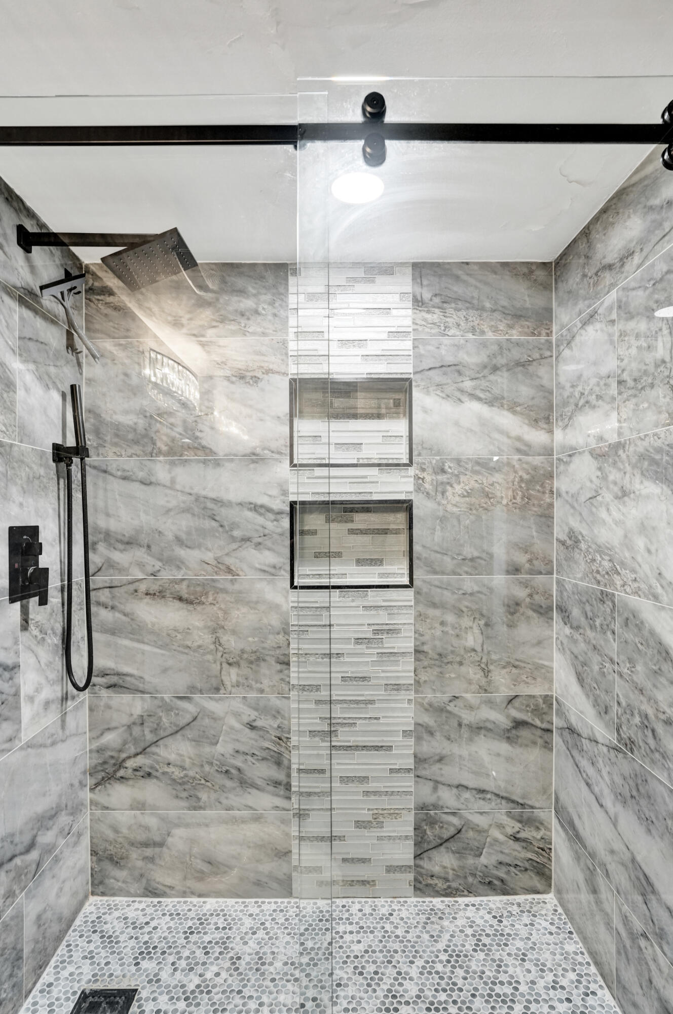 SANDS POINT CONDOMINIUM VI - Residential