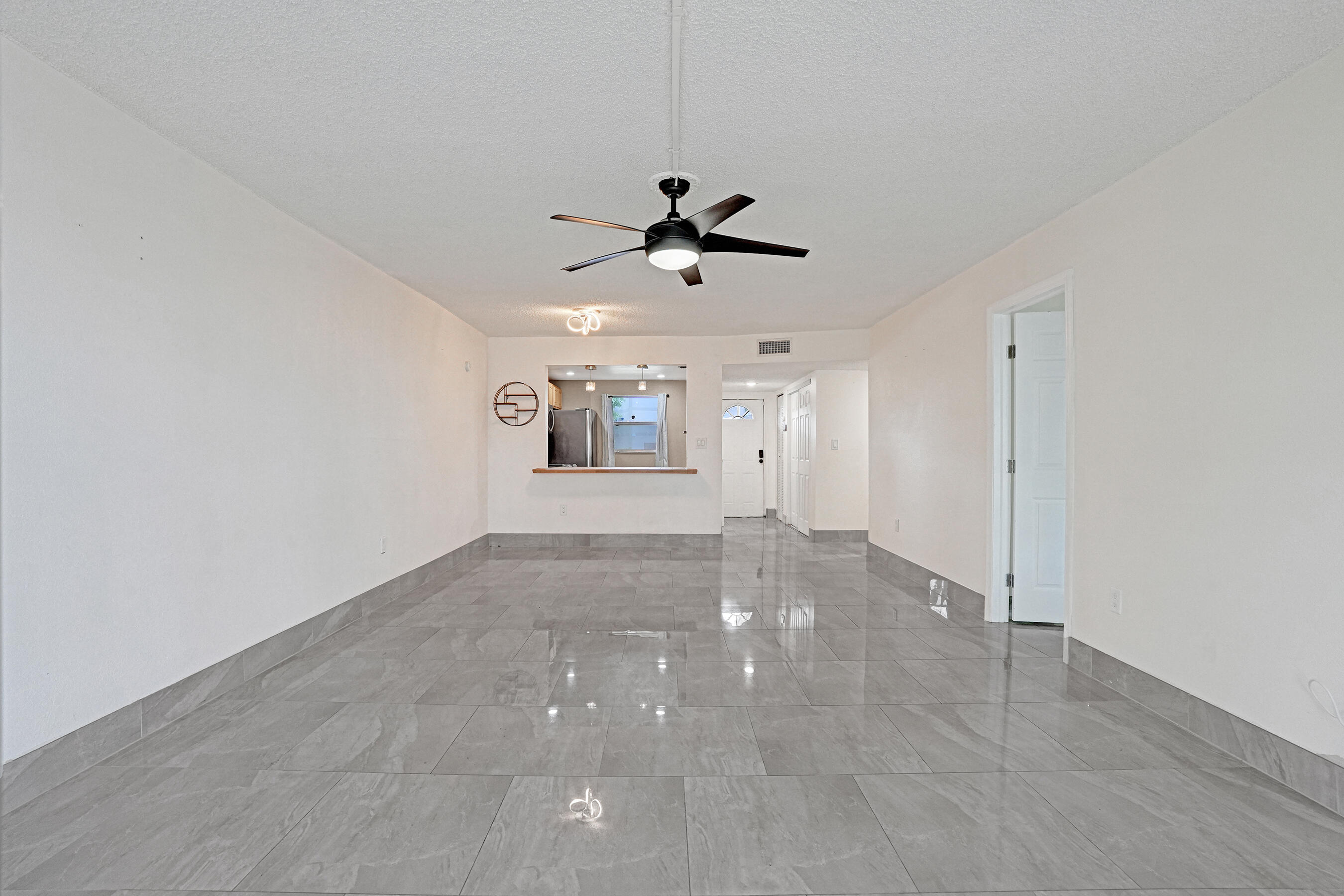 SANDS POINT CONDOMINIUM VI - Residential