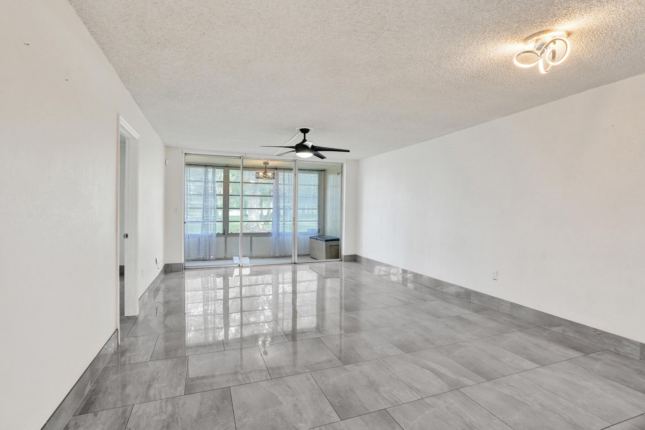 SANDS POINT CONDOMINIUM VI - Residential