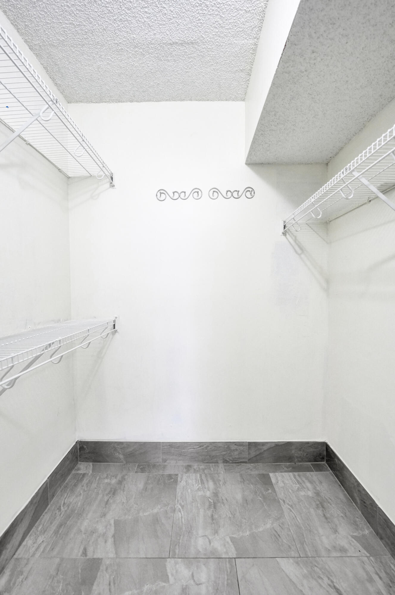 SANDS POINT CONDOMINIUM VI - Residential