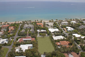 Rear find, huge lot (19,997 SF) with beach access.  Fantastic opportunity to build your own home.
