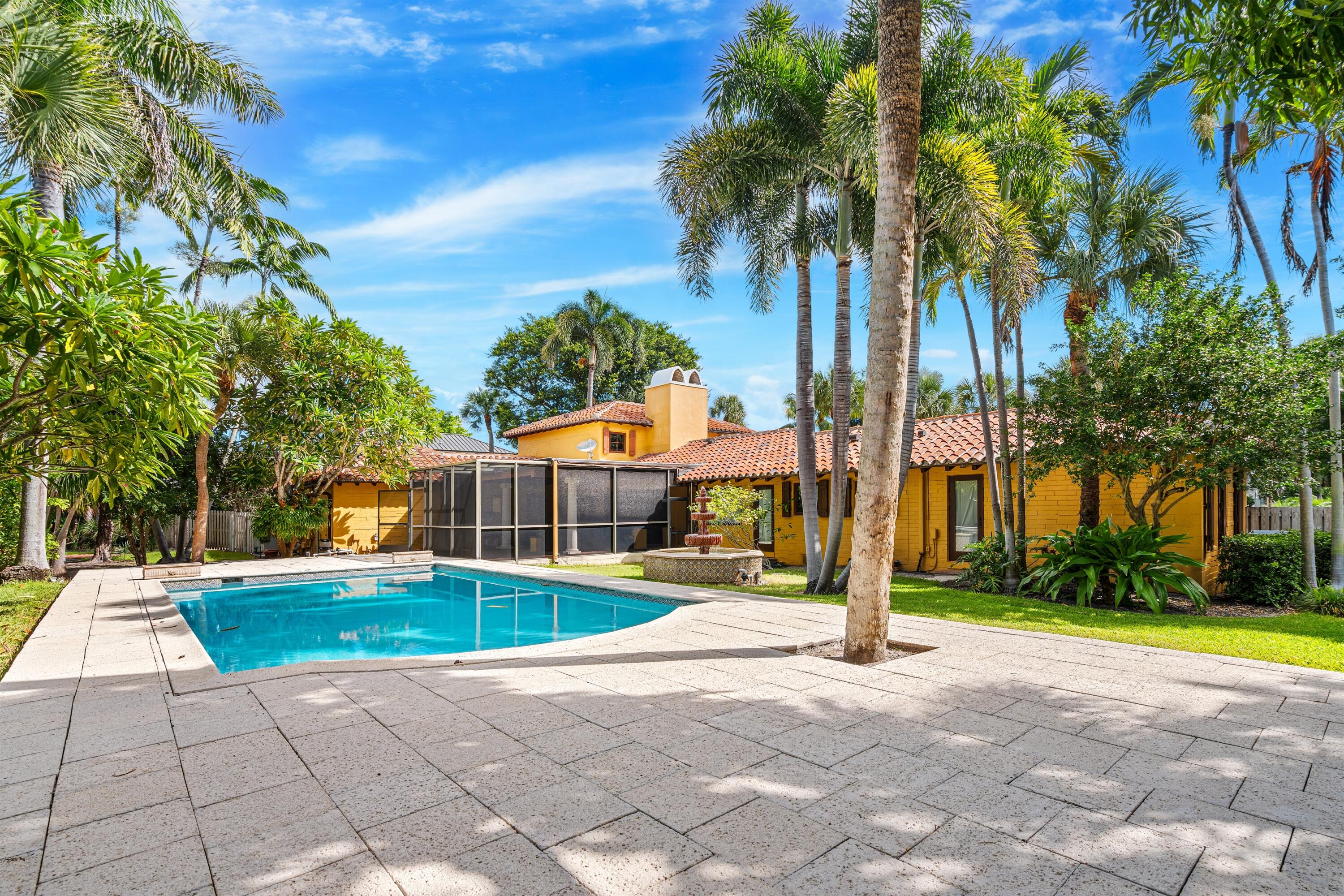 DELRAY TOWN OF - Residential