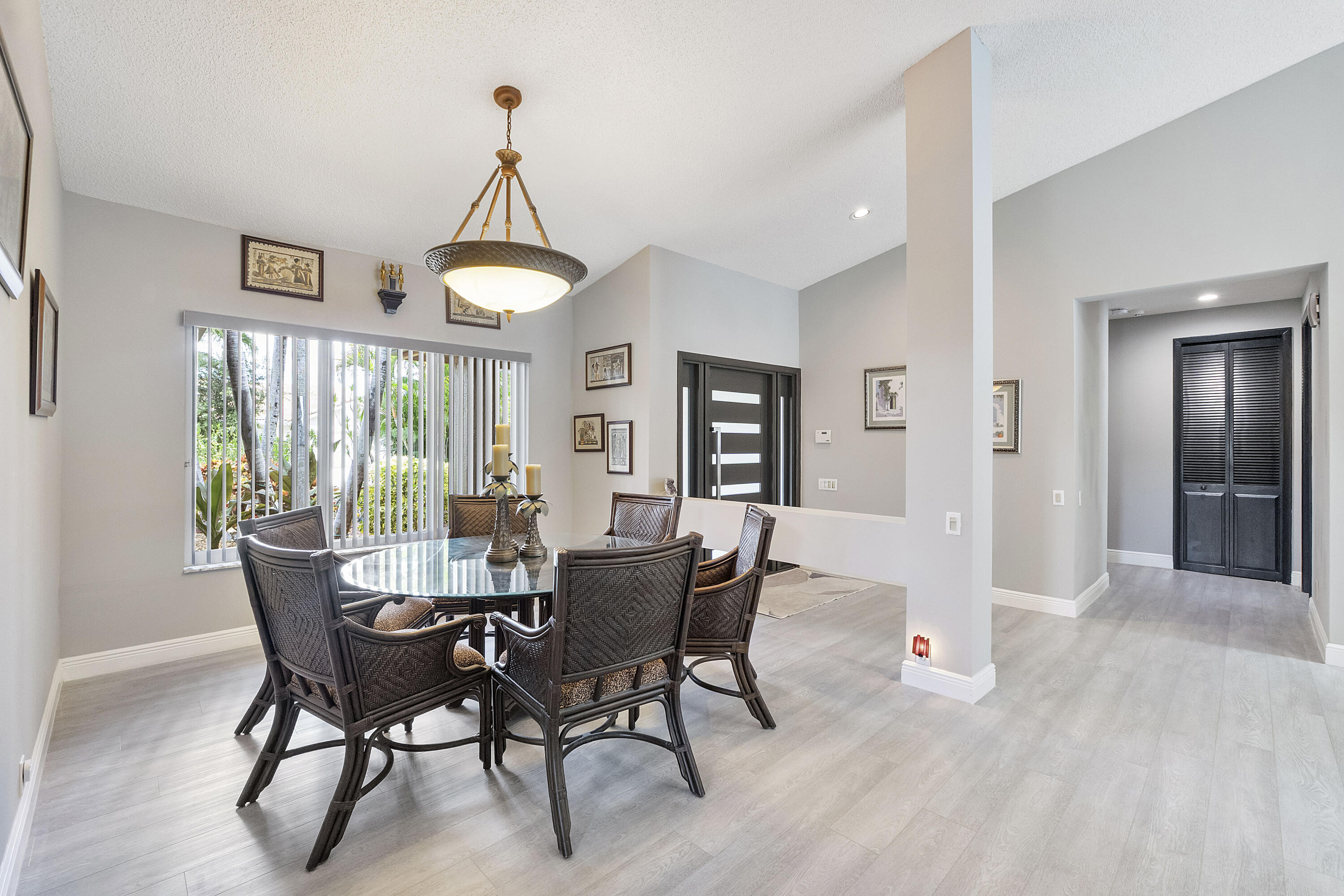 COUNTRYS POINT - Residential