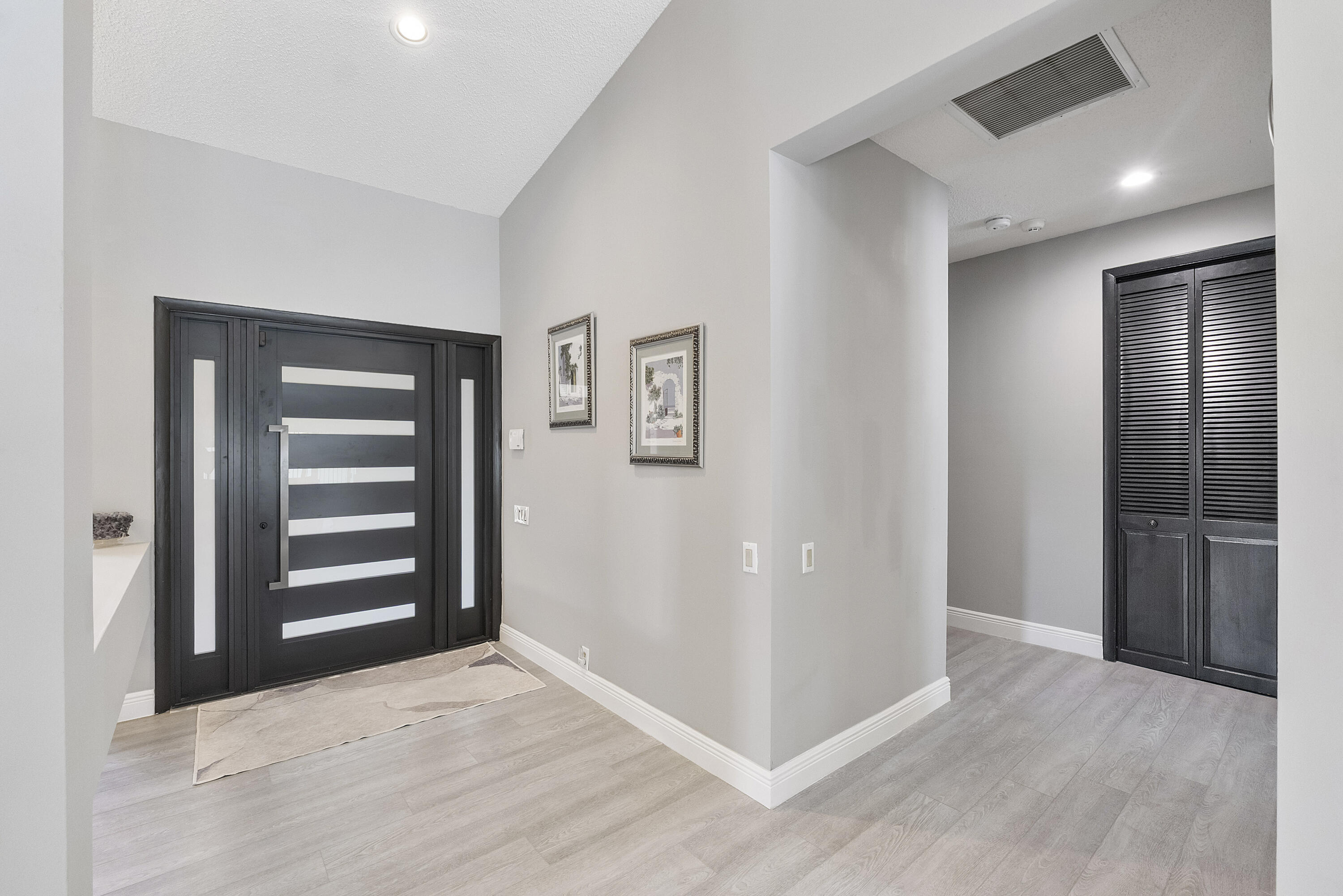 COUNTRYS POINT - Residential