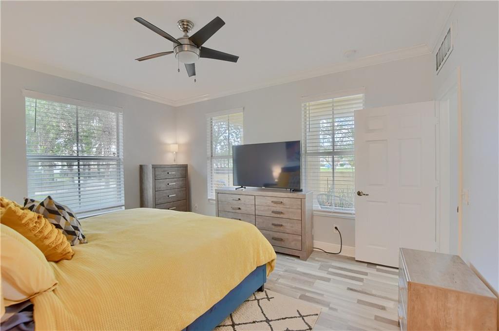Paloma Lakes - Residential