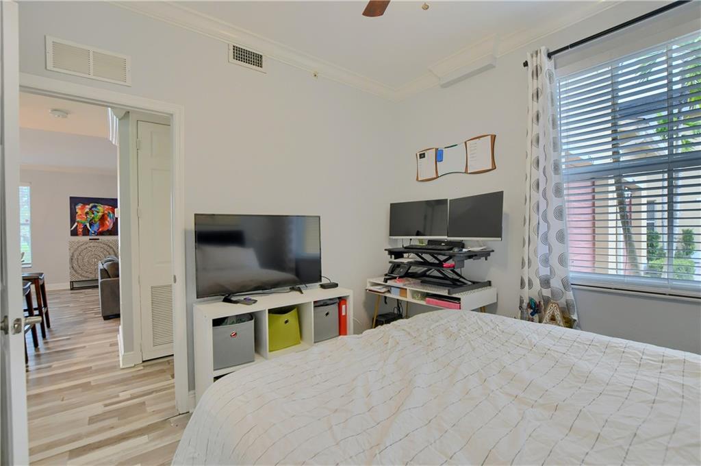 Paloma Lakes - Residential