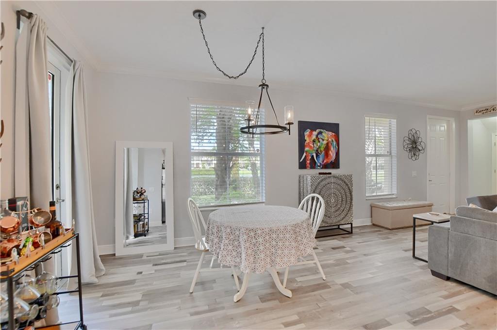 Paloma Lakes - Residential
